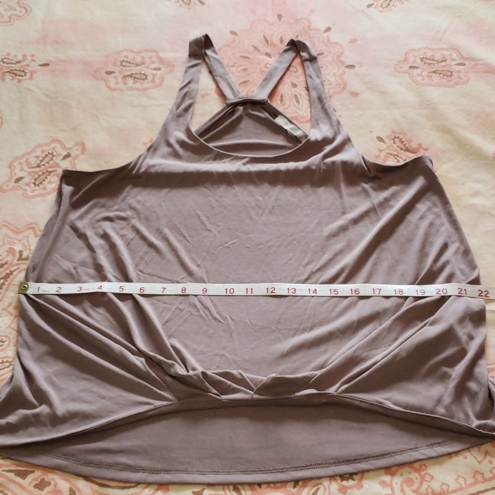 Flowy Racerback Tank. Swing - Picture 4 of 10